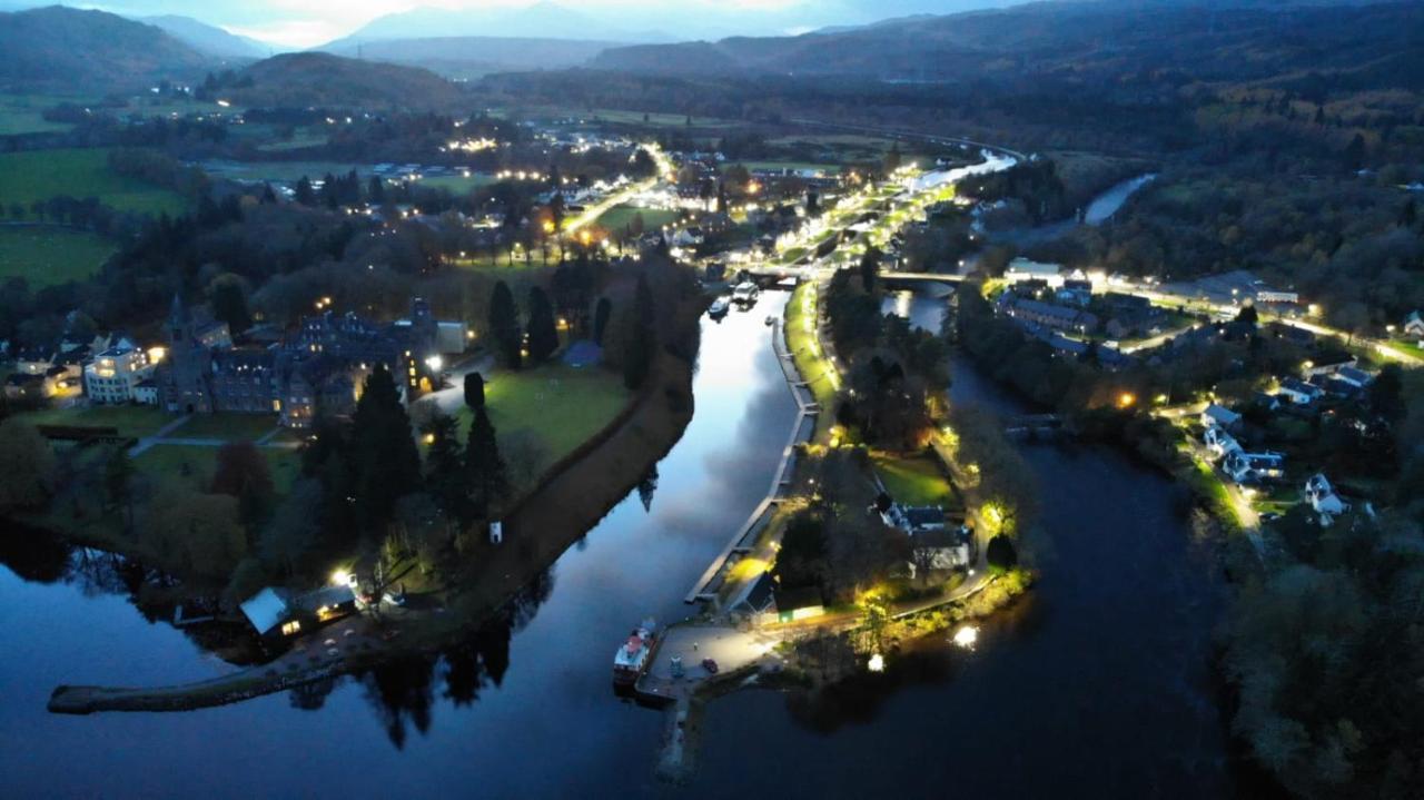 Апартаменты Loch Ness Pods Форт Аугустус Экстерьер фото