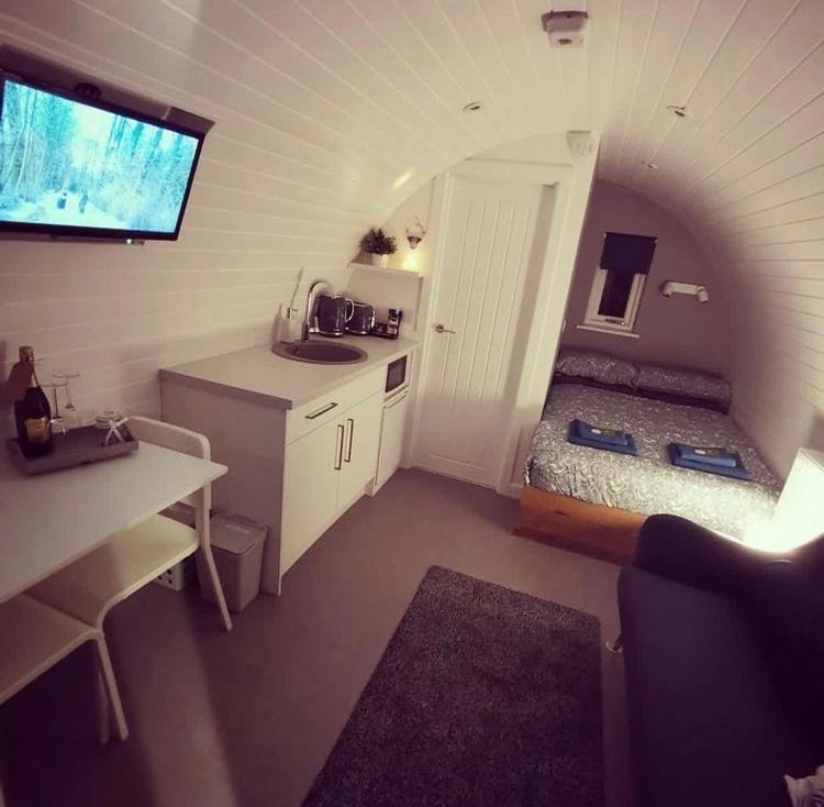 Апартаменты Loch Ness Pods Форт Аугустус Экстерьер фото